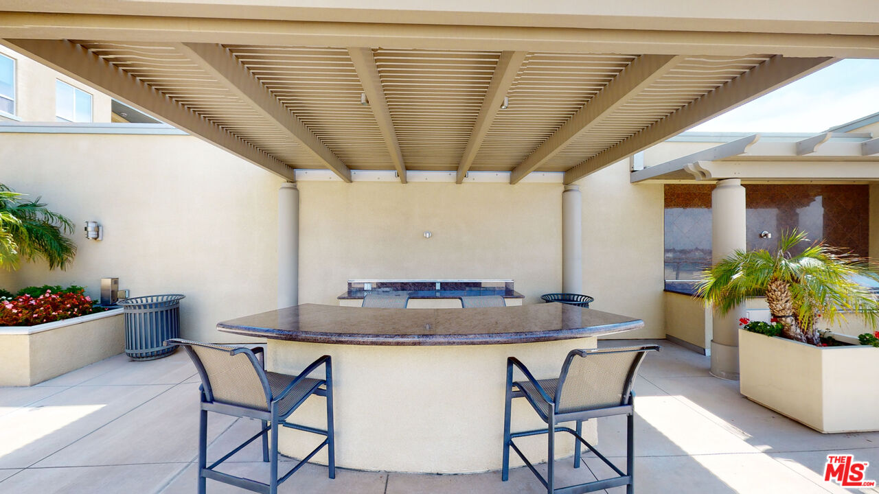 1400 E Ocean Blvd Unit: 2206