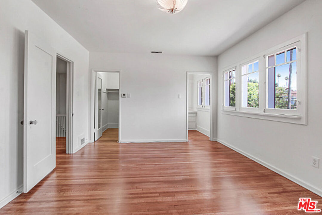 1735 Taft Ave