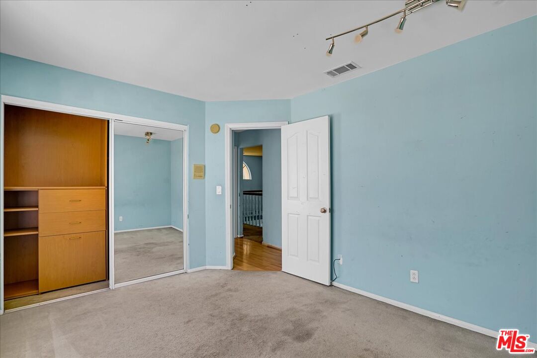 1122 Vincent St Unit: B