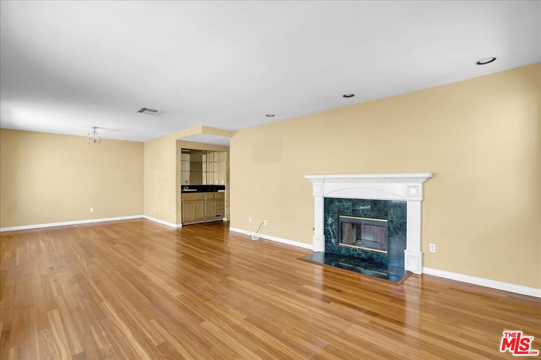 1122 Vincent St Unit: B