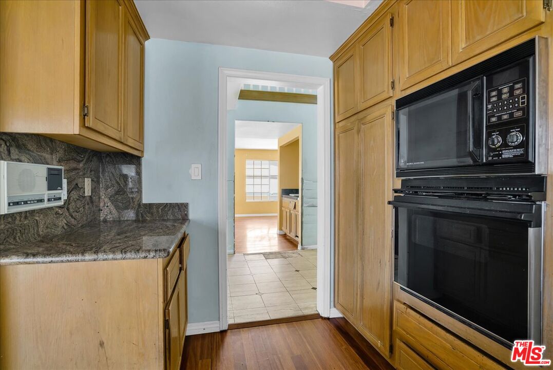 1122 Vincent St Unit: B