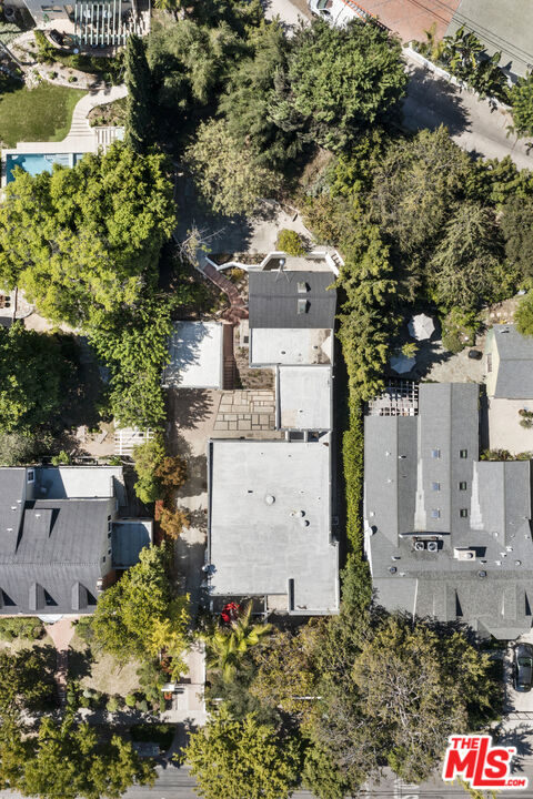 2449 N Commonwealth Ave