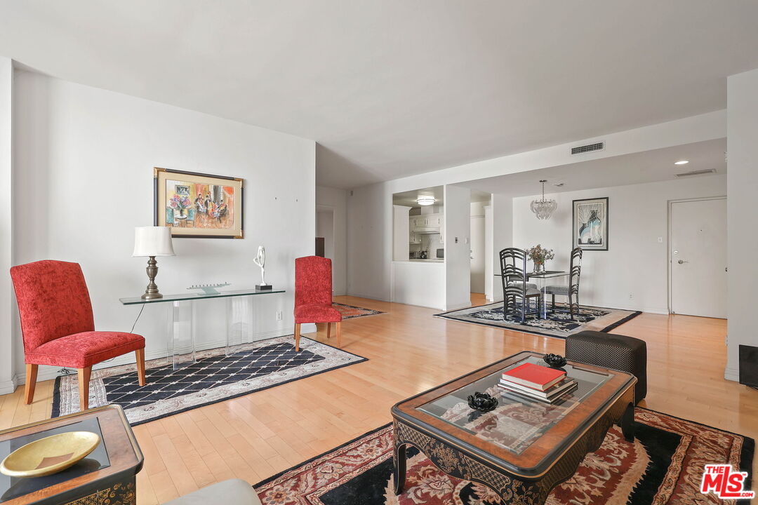 10433 Wilshire Blvd Unit: 302