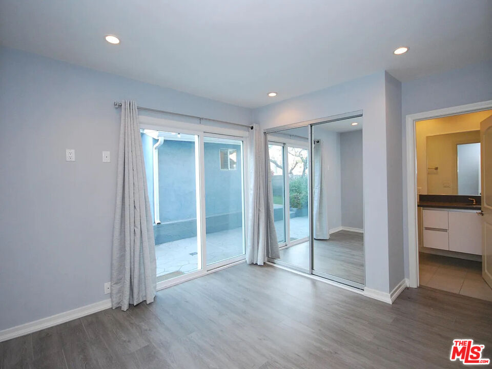 11509 Wyoming Ave Unit: 3