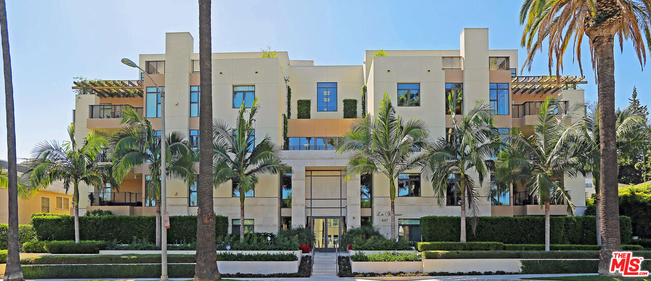 447 N Doheny Dr Unit: 101