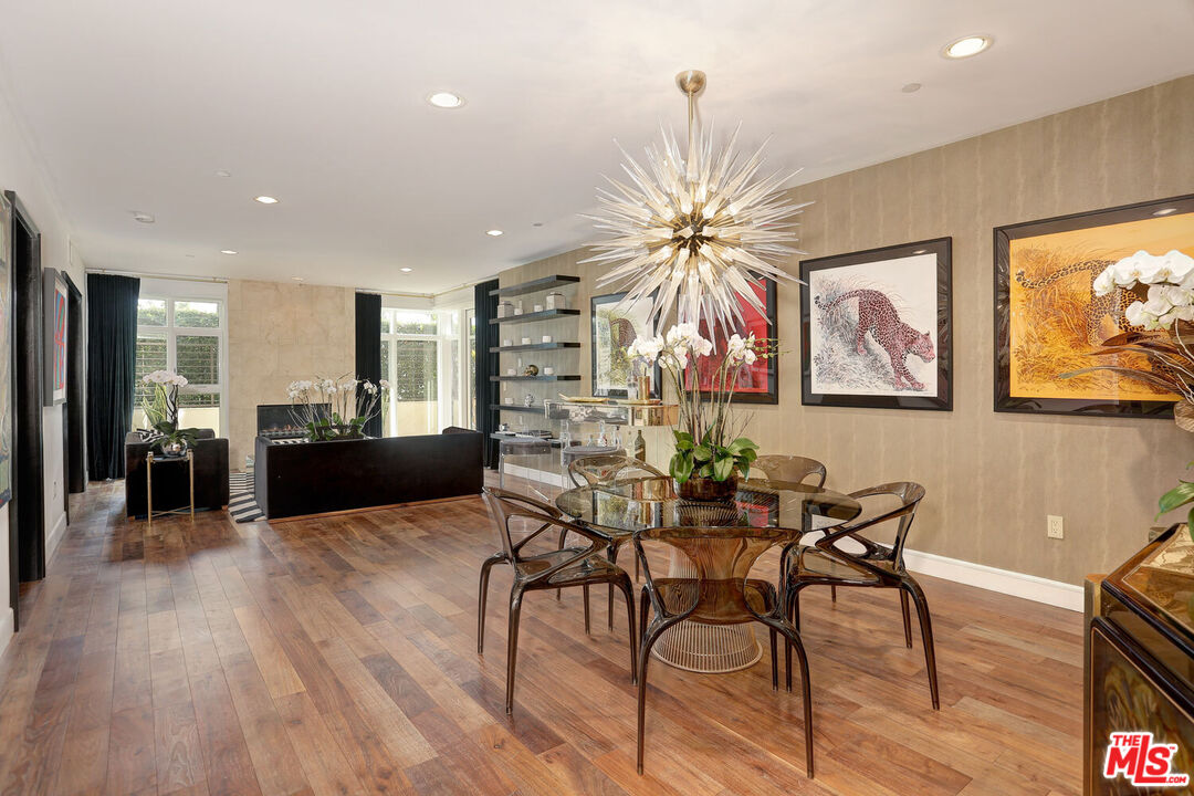 447 N Doheny Dr Unit: 101