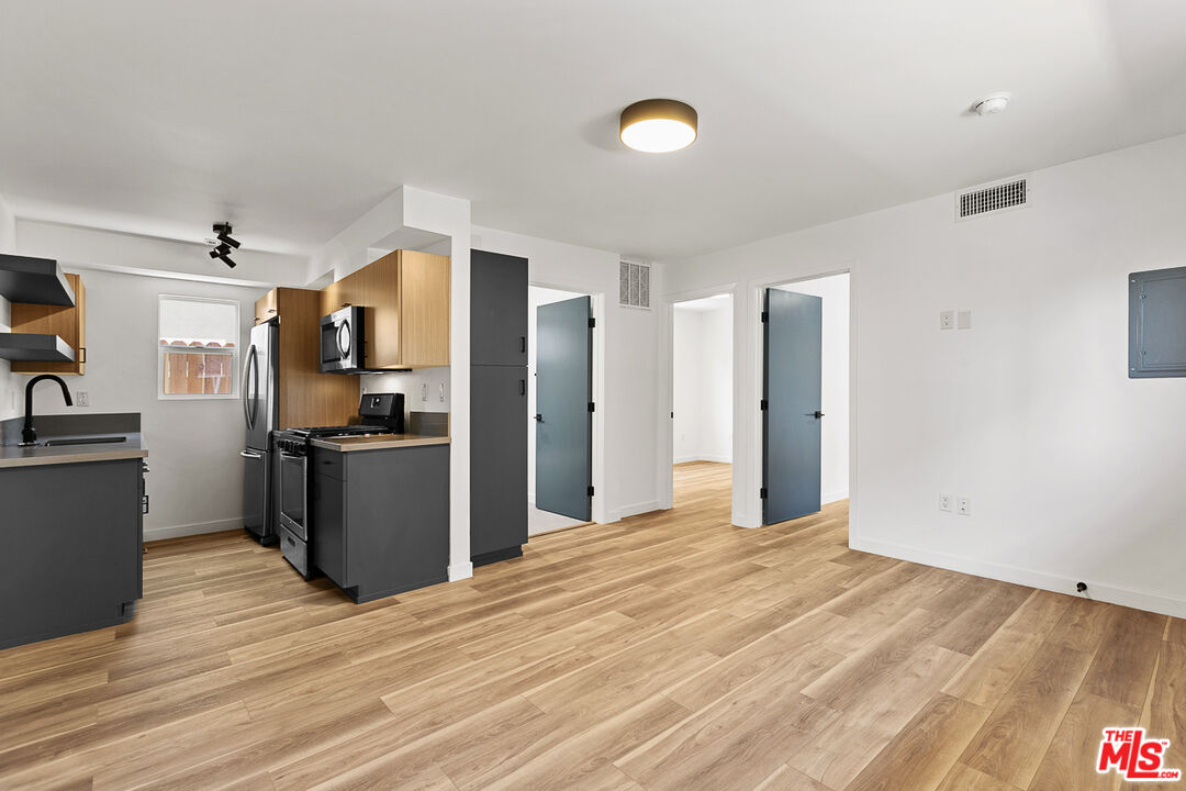 2918 Hauser Blvd Unit: 2