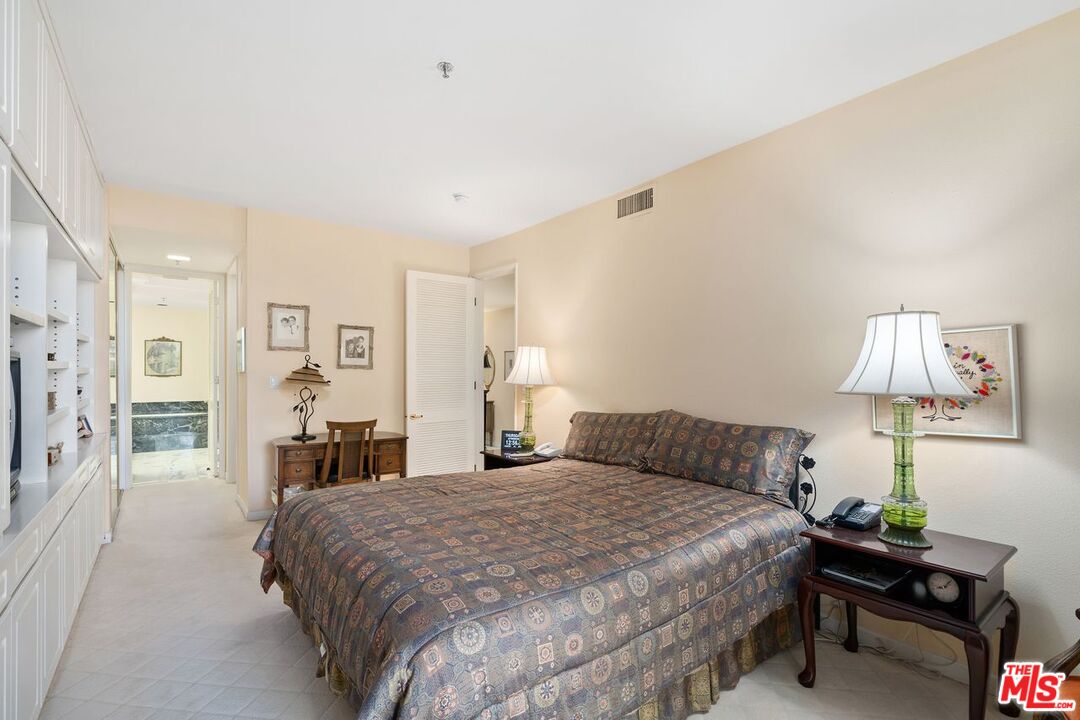 2122 Century Park Ln Unit: 111