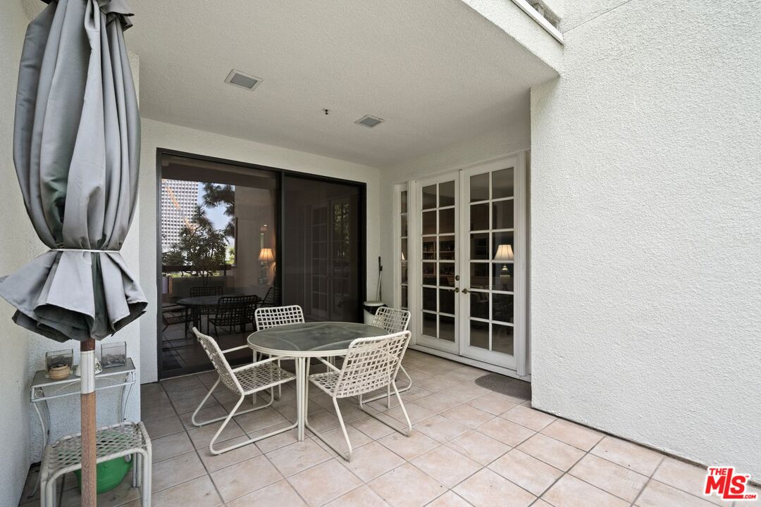 2122 Century Park Ln Unit: 111