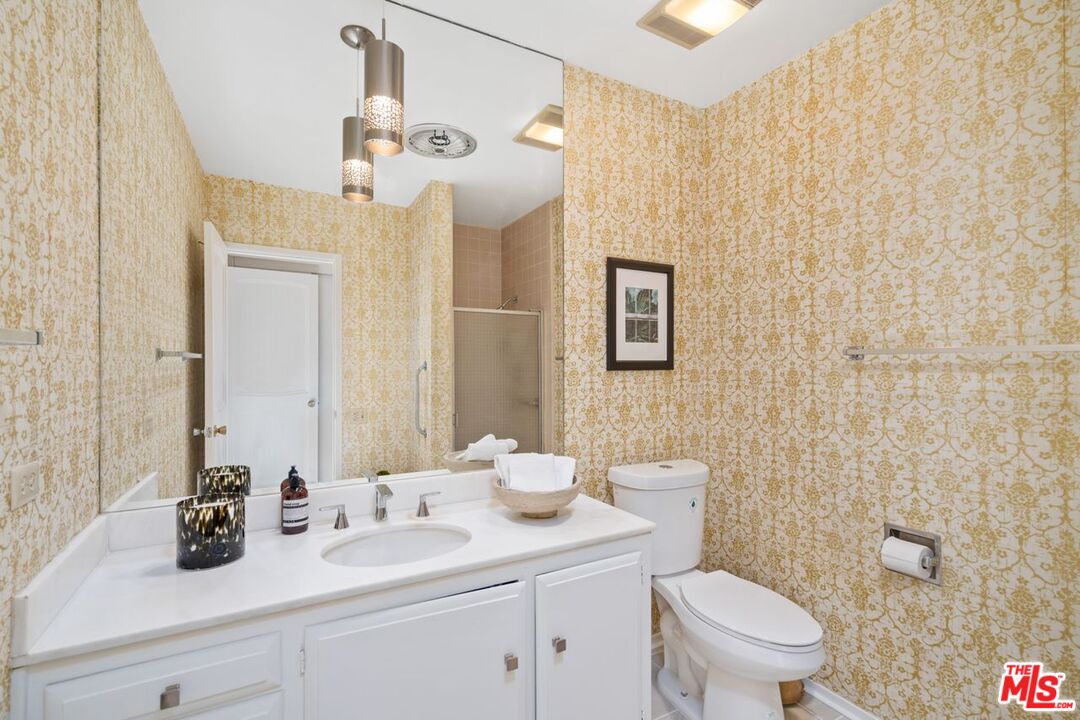 5216 Los Caballeros Way