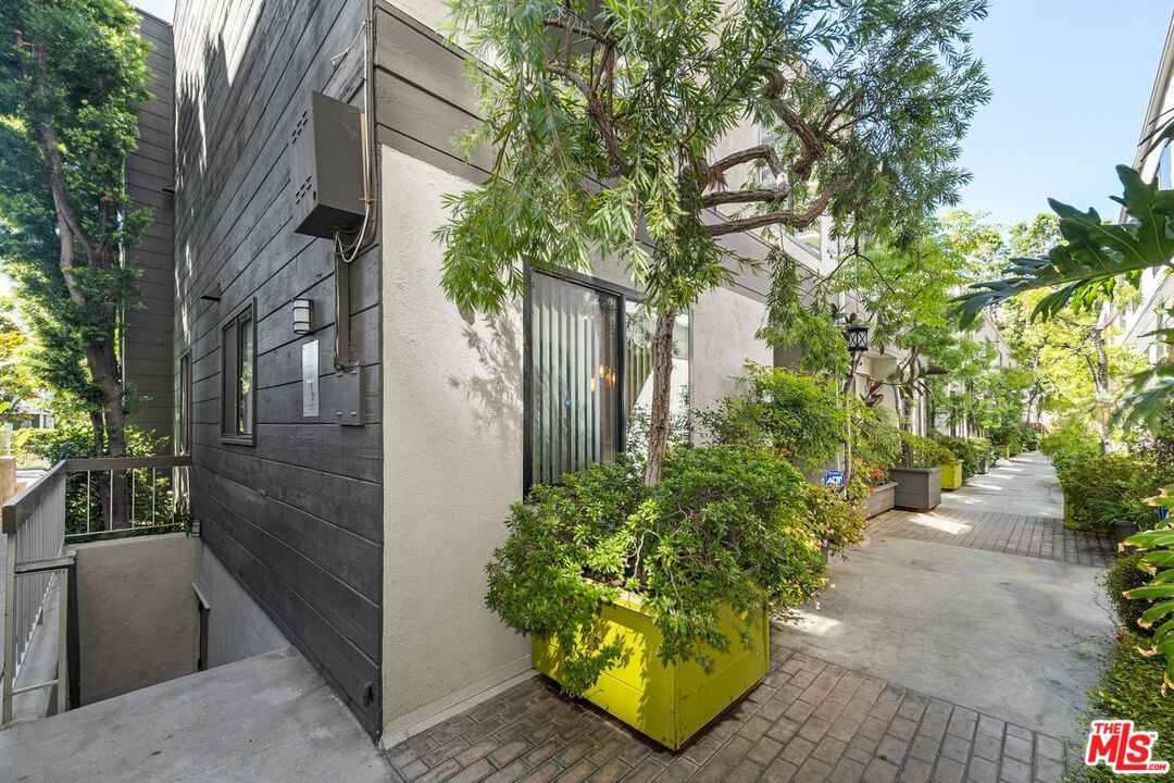 10793 W Ashton Ave Unit: 2