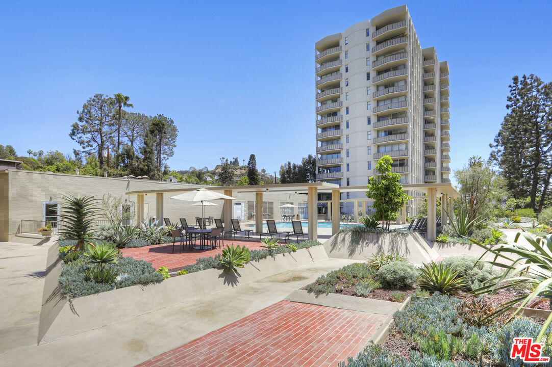4411 Los Feliz Blvd Unit: 1005