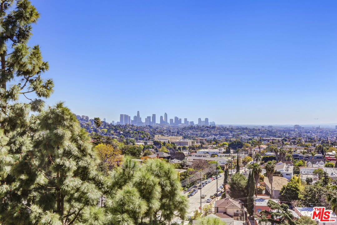 4411 Los Feliz Blvd Unit: 1005