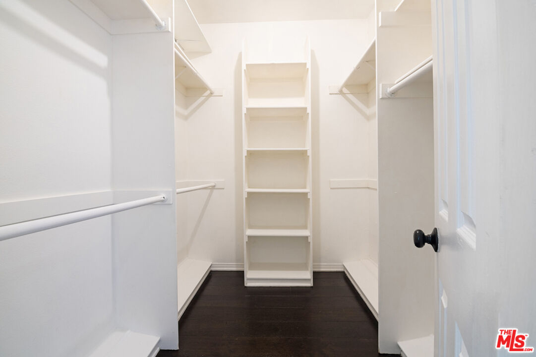 458 N Oakhurst Dr Unit: 106