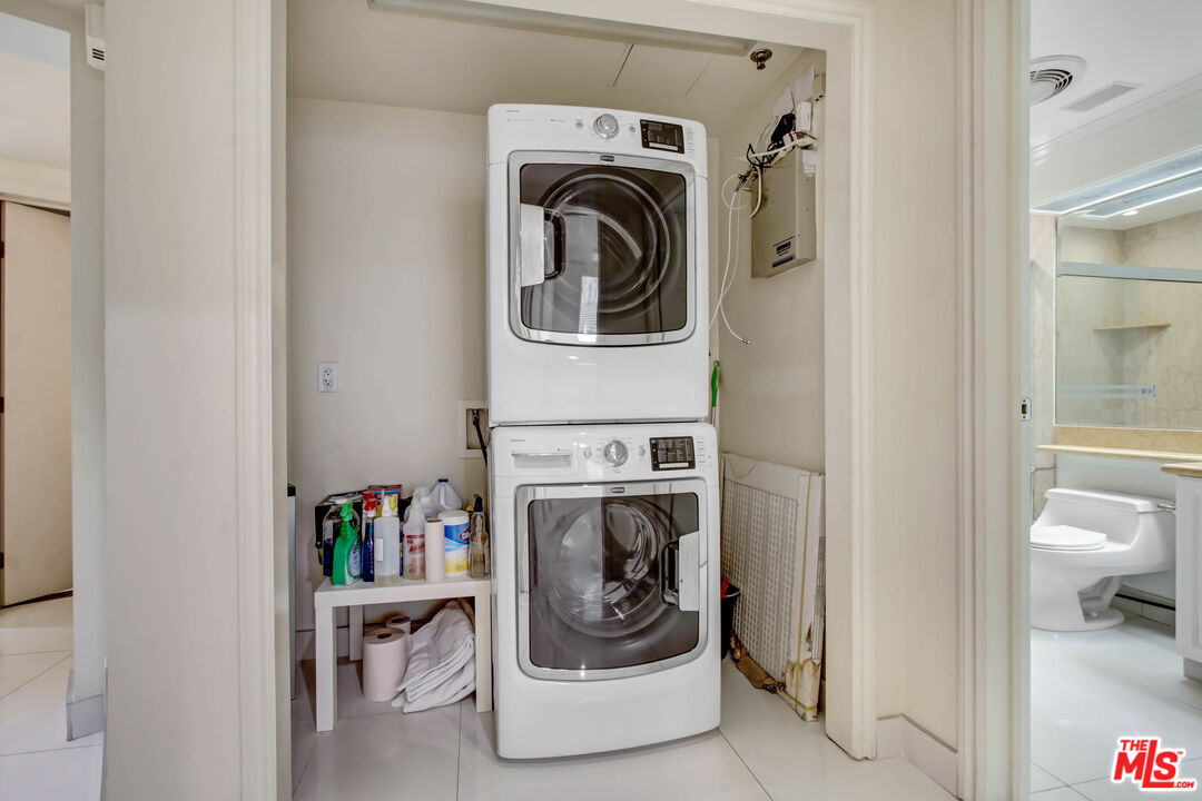 11921 Dorothy St Unit: 102