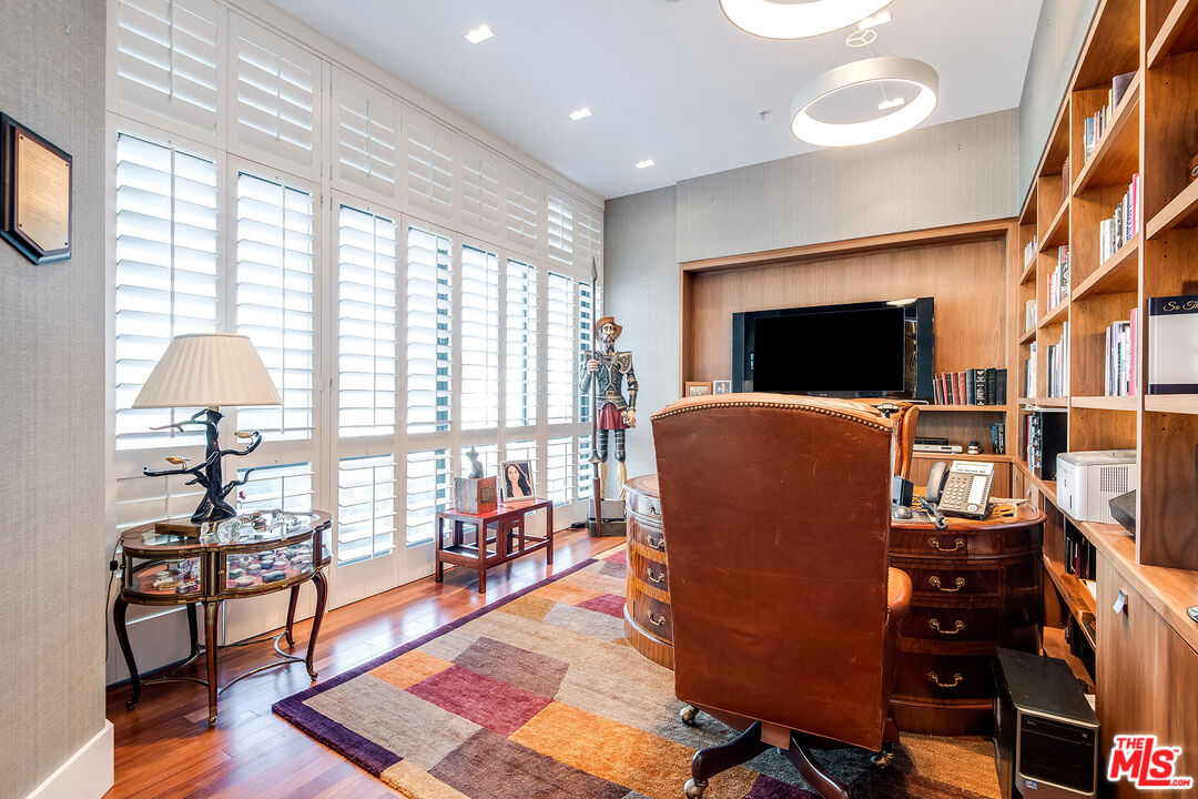 10490 Wilshire Blvd Unit: 406