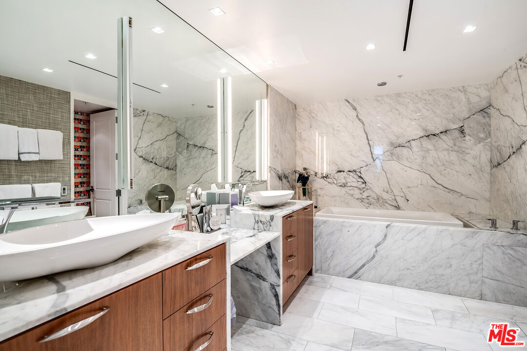 10490 Wilshire Blvd Unit: 406