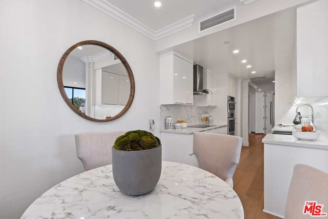 10350 Wilshire Blvd Unit: 501