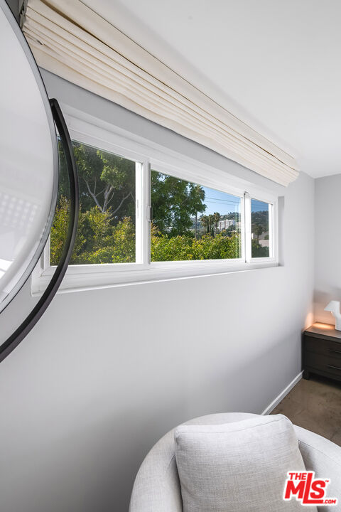 837 N West Knoll Dr Unit: 310