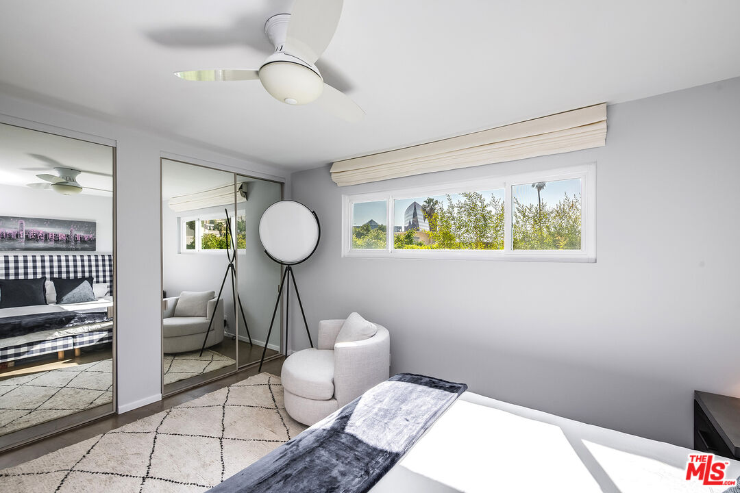 837 N West Knoll Dr Unit: 310