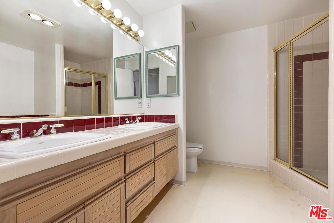 9880 Vidor Dr Unit: 104