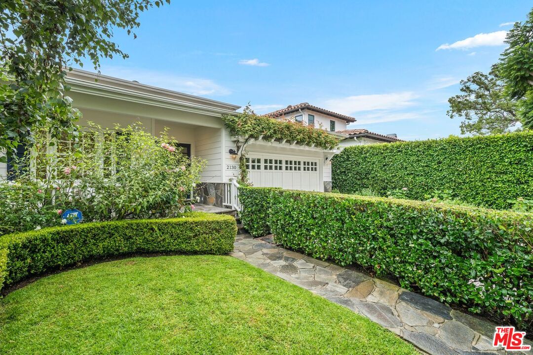 2130 Glendon Ave