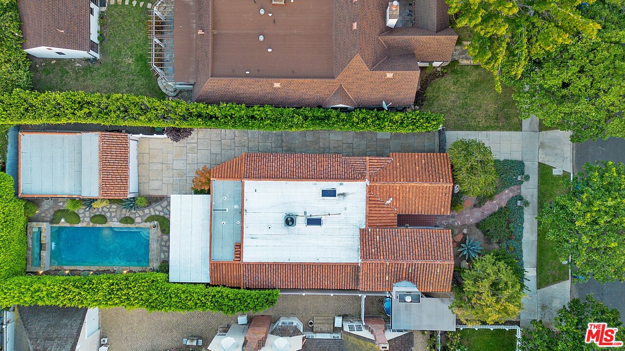 6225 Del Valle Dr