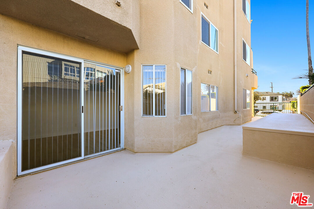 1527 9th St Unit: 101