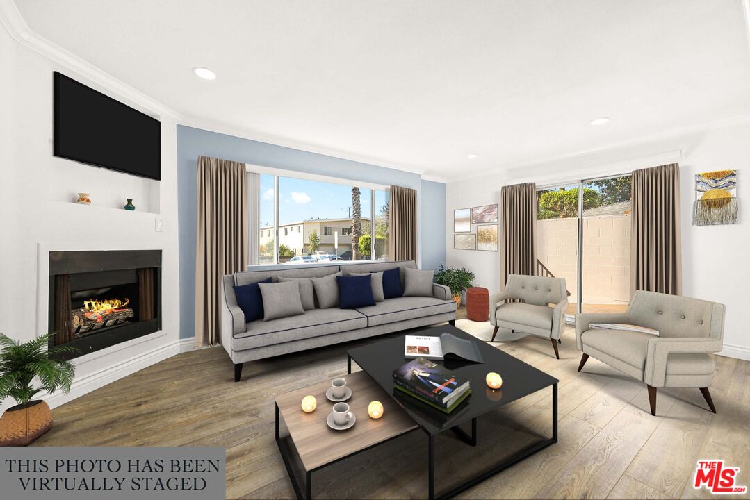 1527 9th St Unit: 101