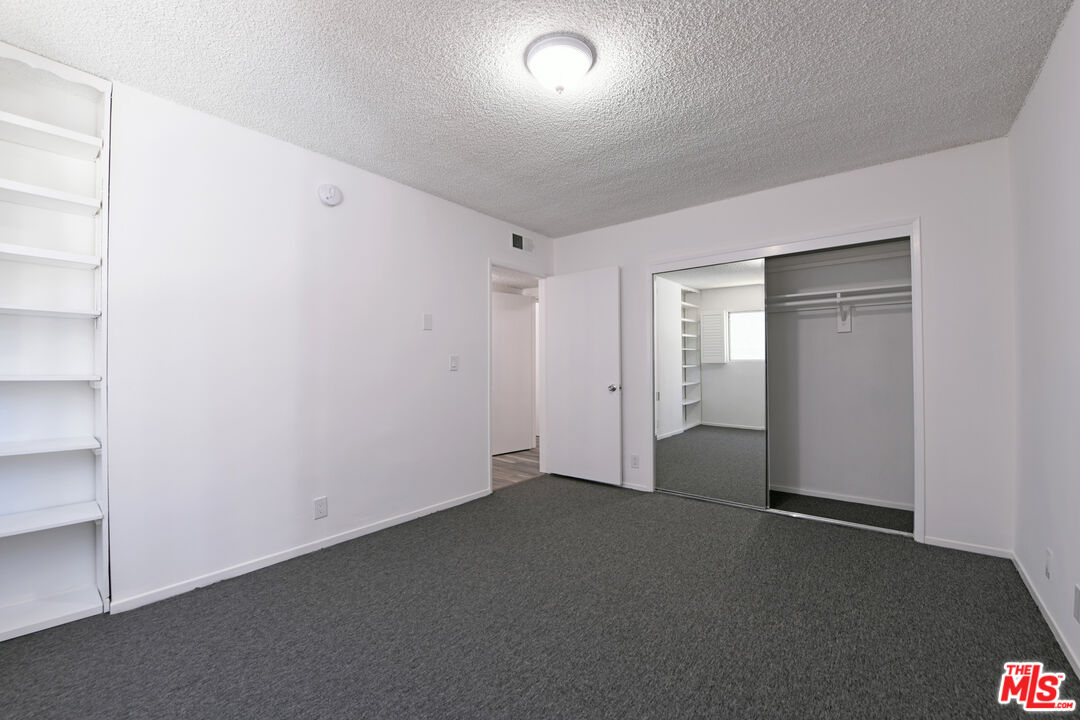 10302 Ilona Ave Unit: 1