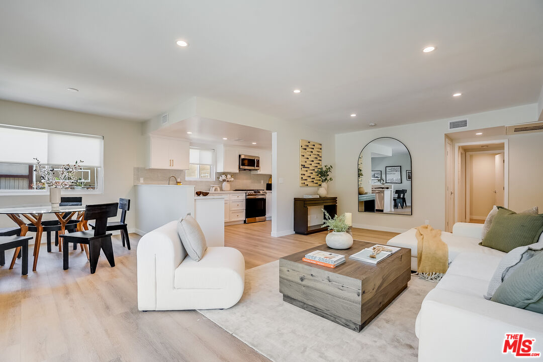 1470 Rexford Dr Unit: 208