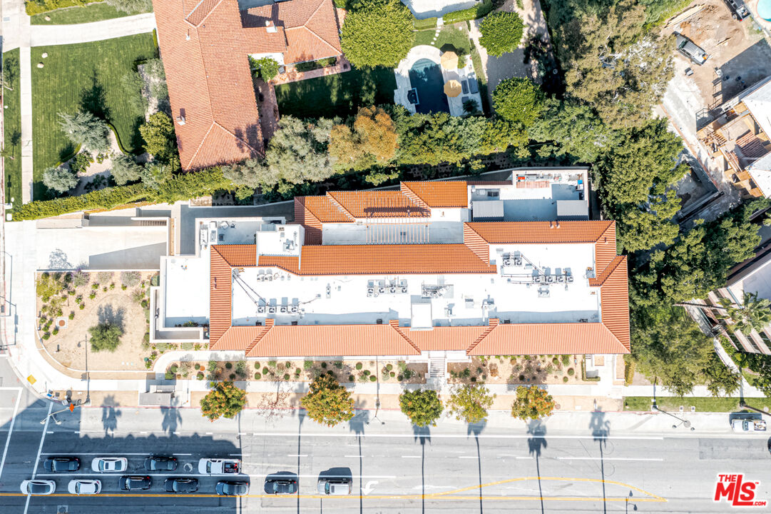 4661 Wilshire Blvd Unit: 104