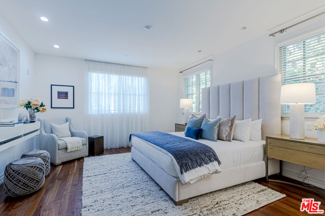 4661 Wilshire Blvd Unit: 104