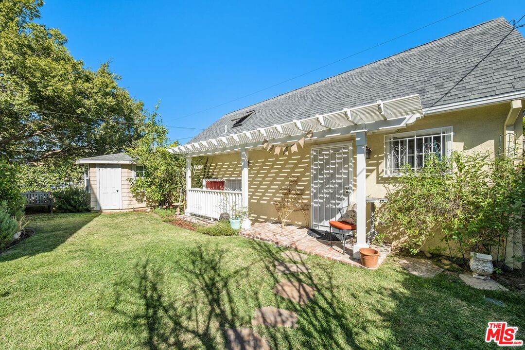 1604 S Durango Ave