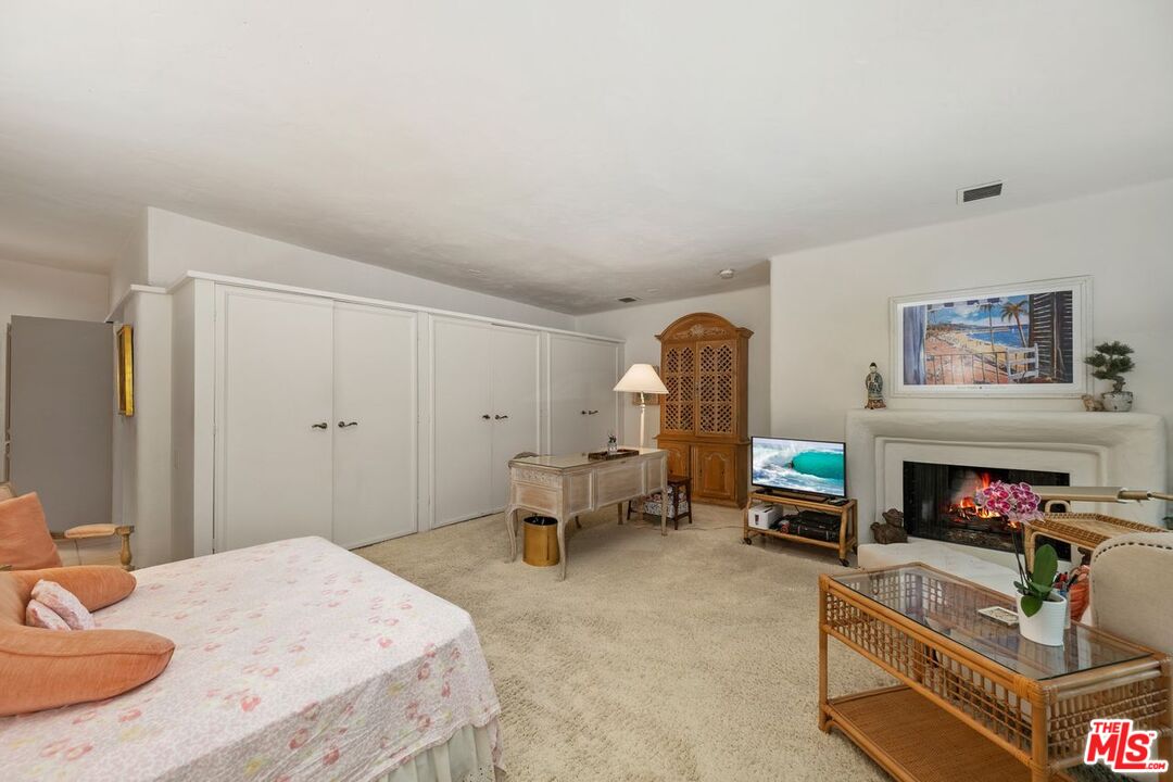 2107 Century Woods Way