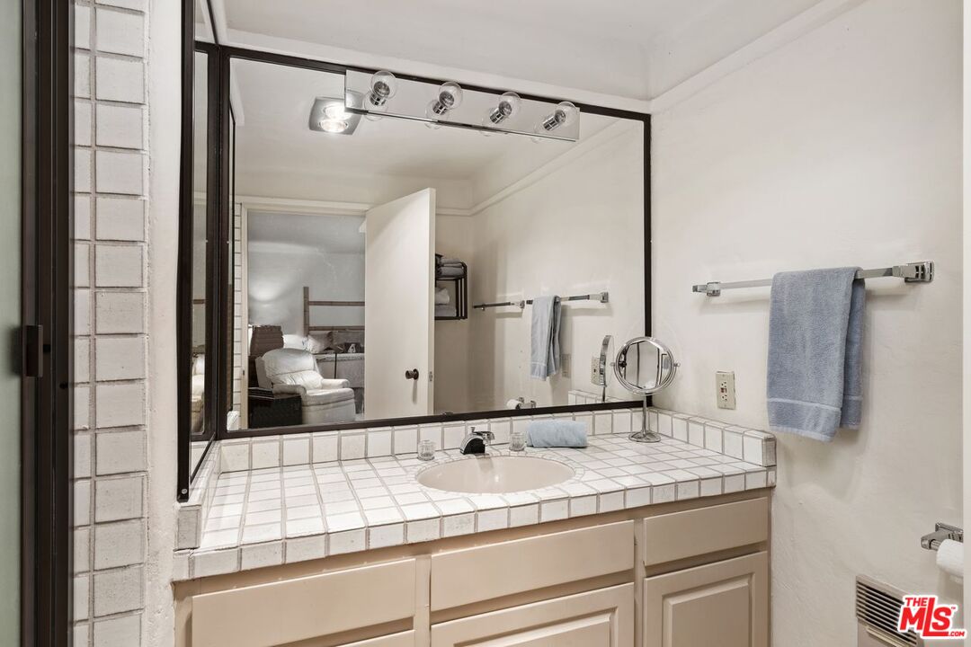 2107 Century Woods Way