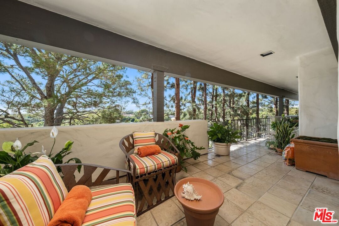 2107 Century Woods Way