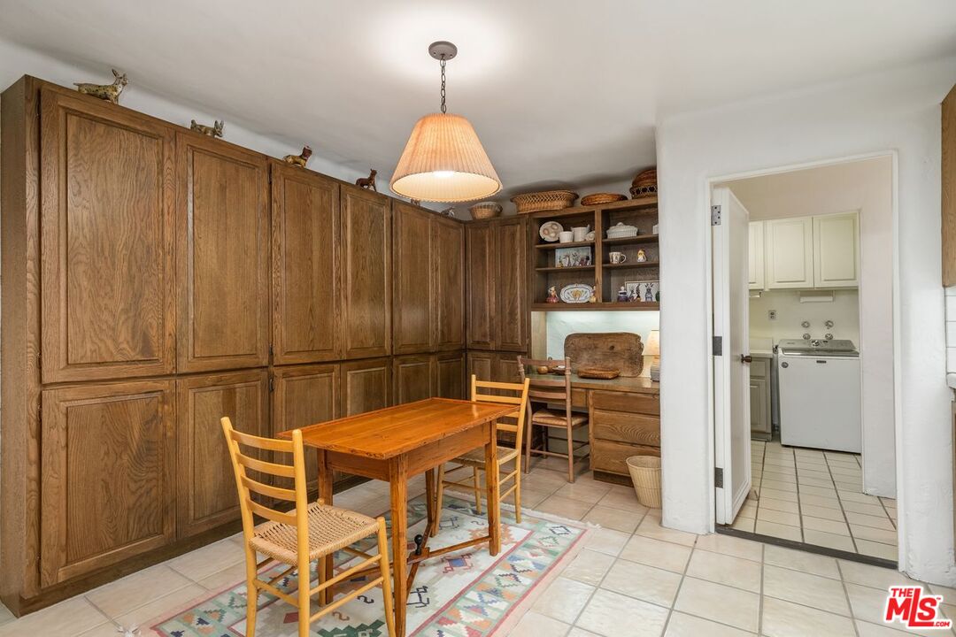 2107 Century Woods Way