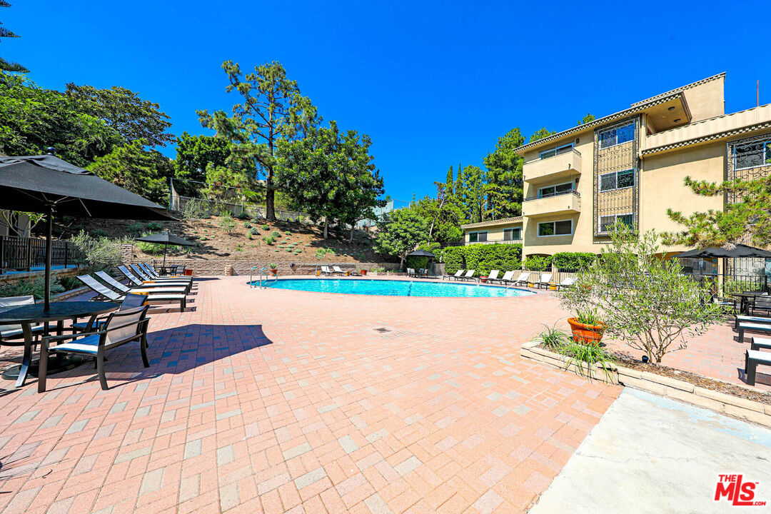 6732 Hillpark Dr Unit: 308