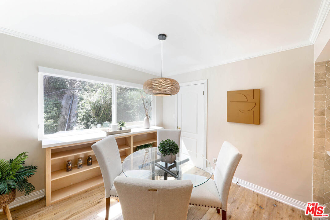 6732 Hillpark Dr Unit: 308