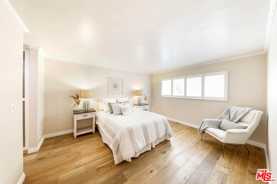 6732 Hillpark Dr Unit: 308