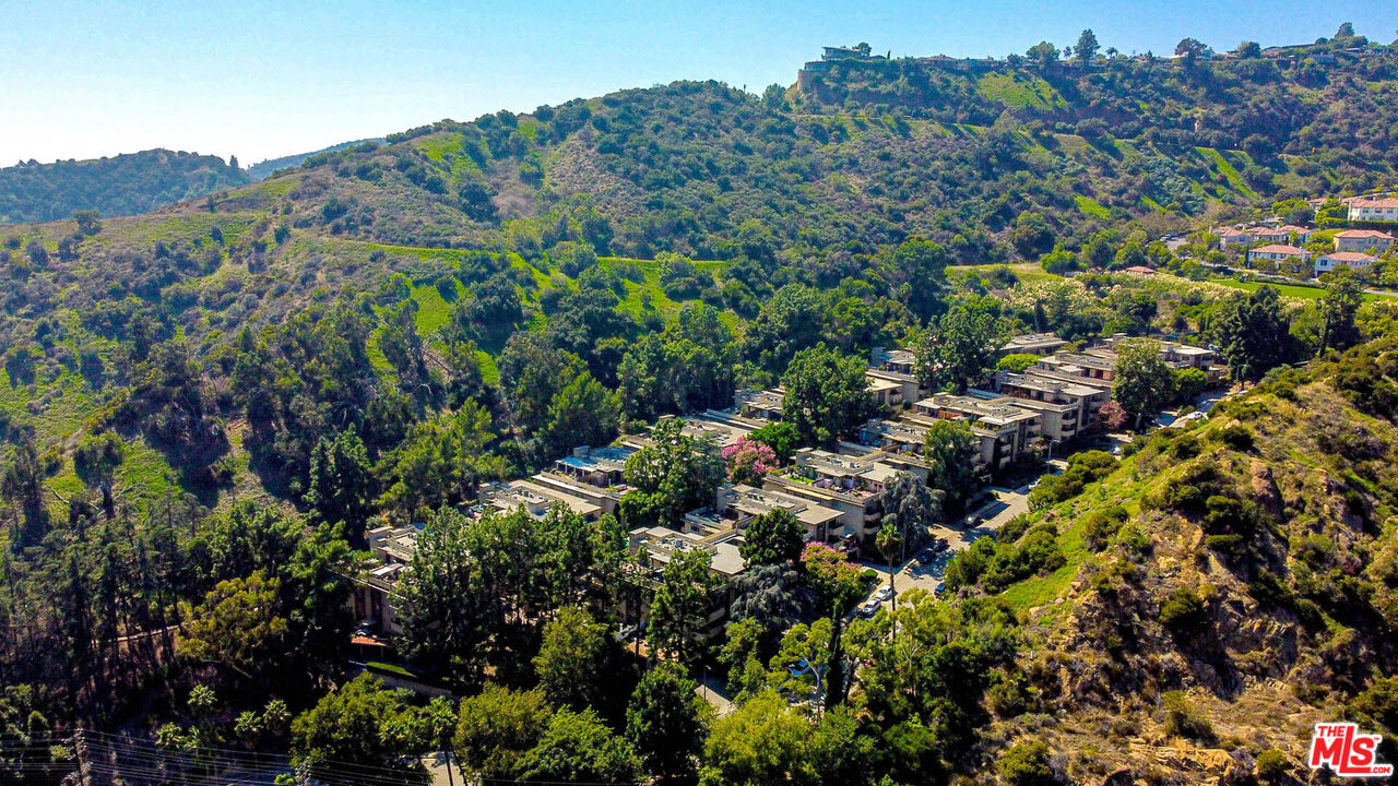 6732 Hillpark Dr Unit: 308