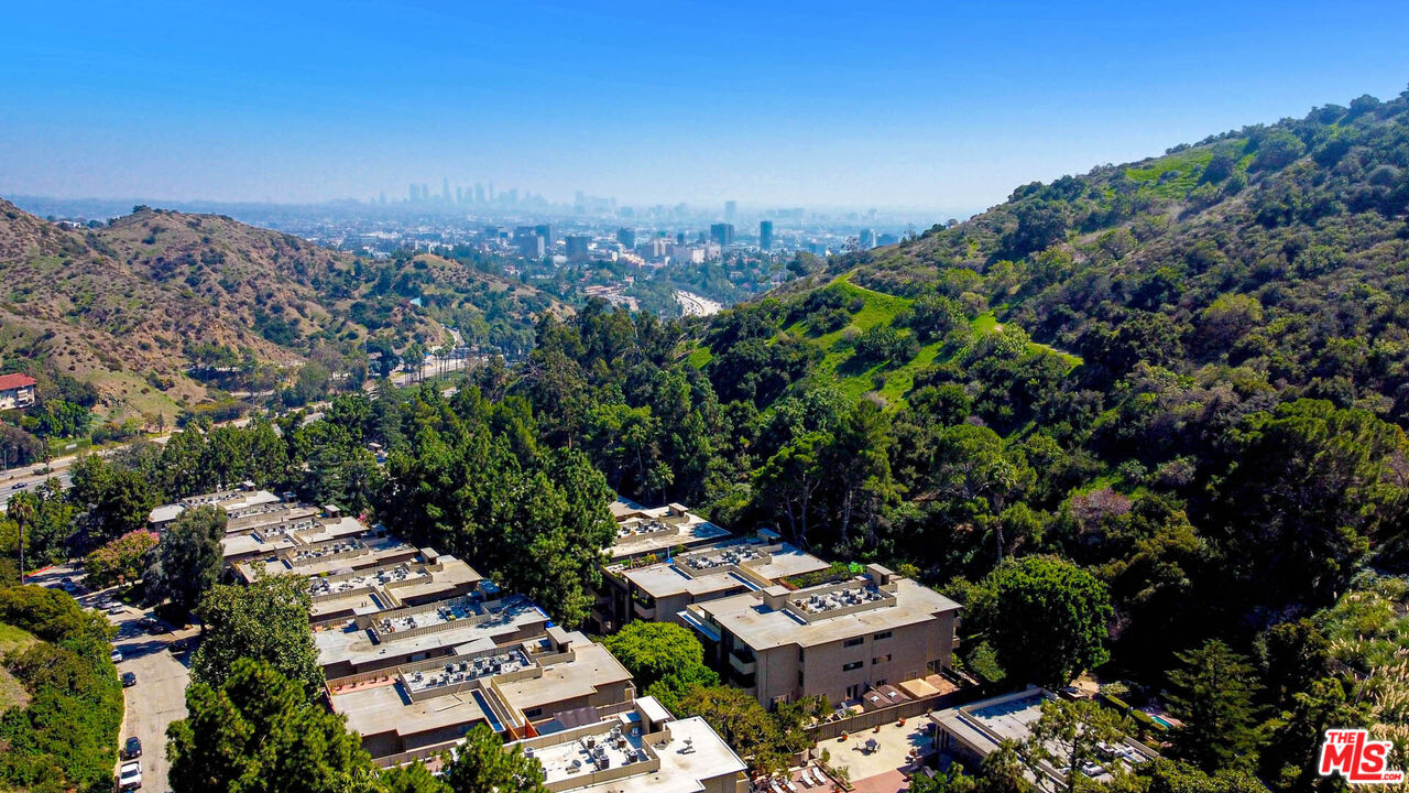 6732 Hillpark Dr Unit: 308