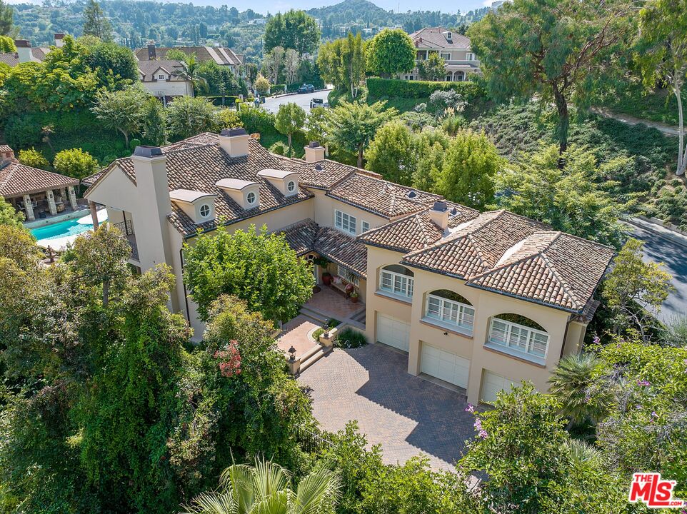 16026 Valley Meadow Pl