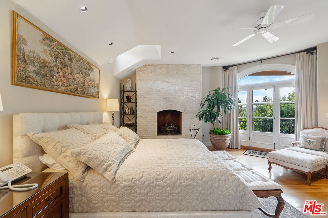 16026 Valley Meadow Pl