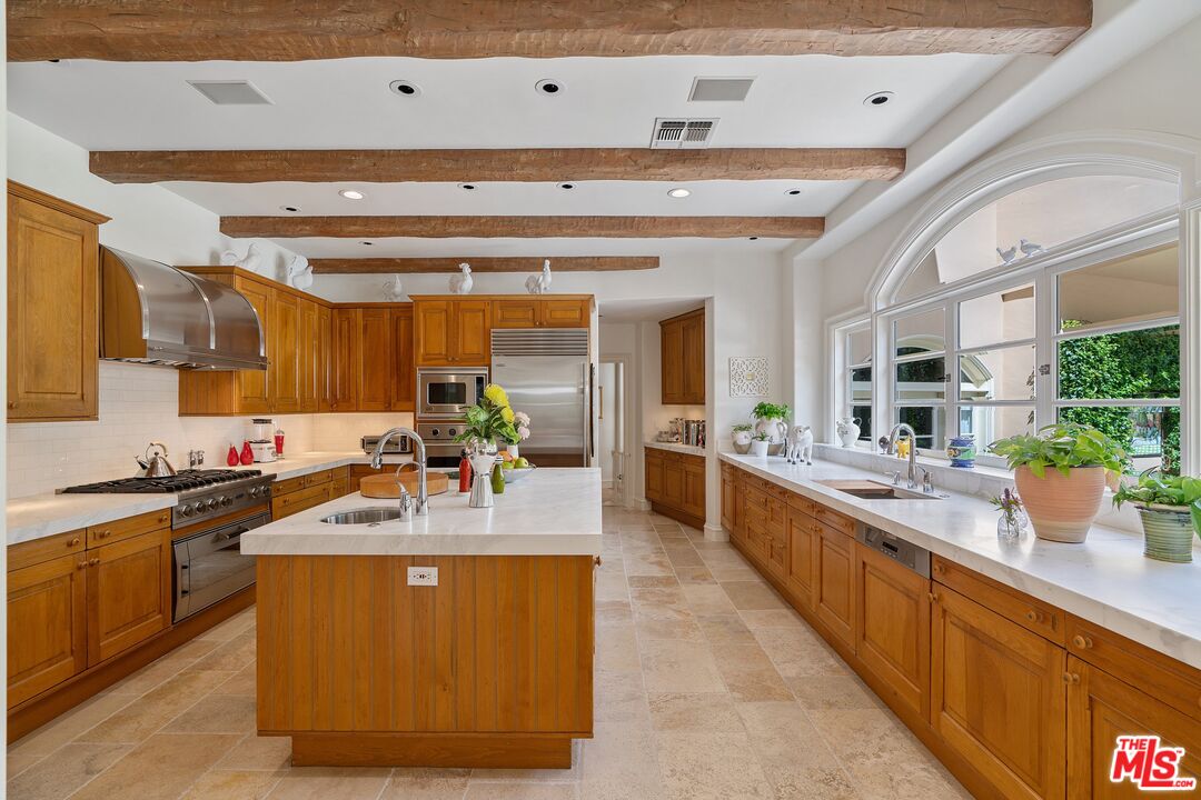 16026 Valley Meadow Pl