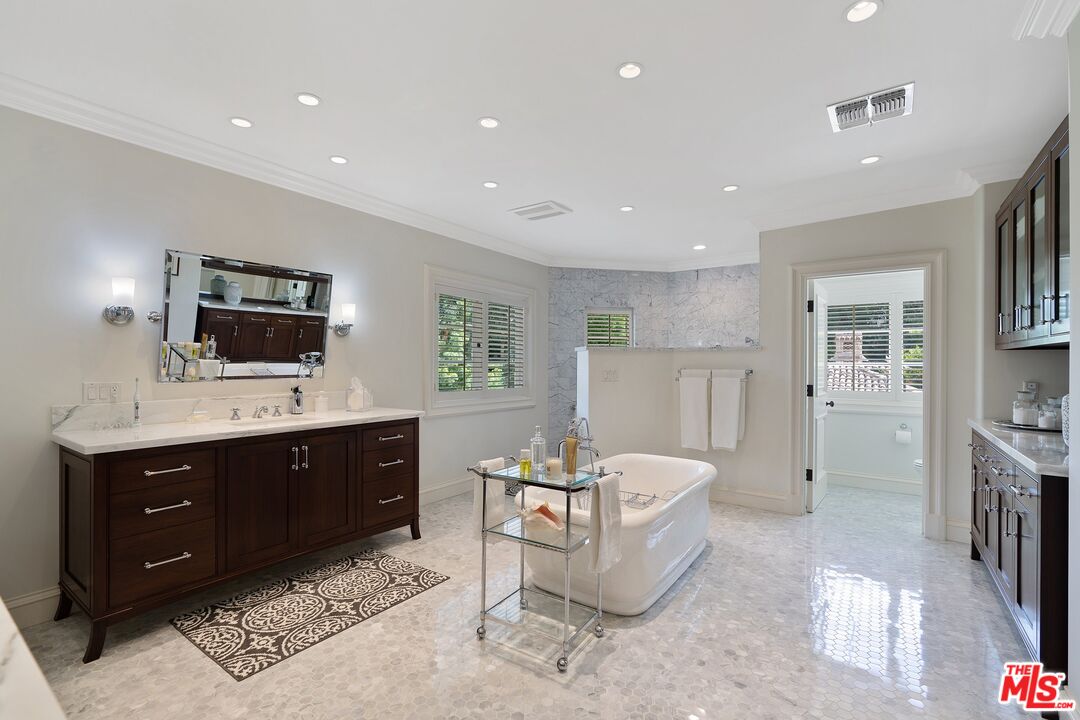 16026 Valley Meadow Pl