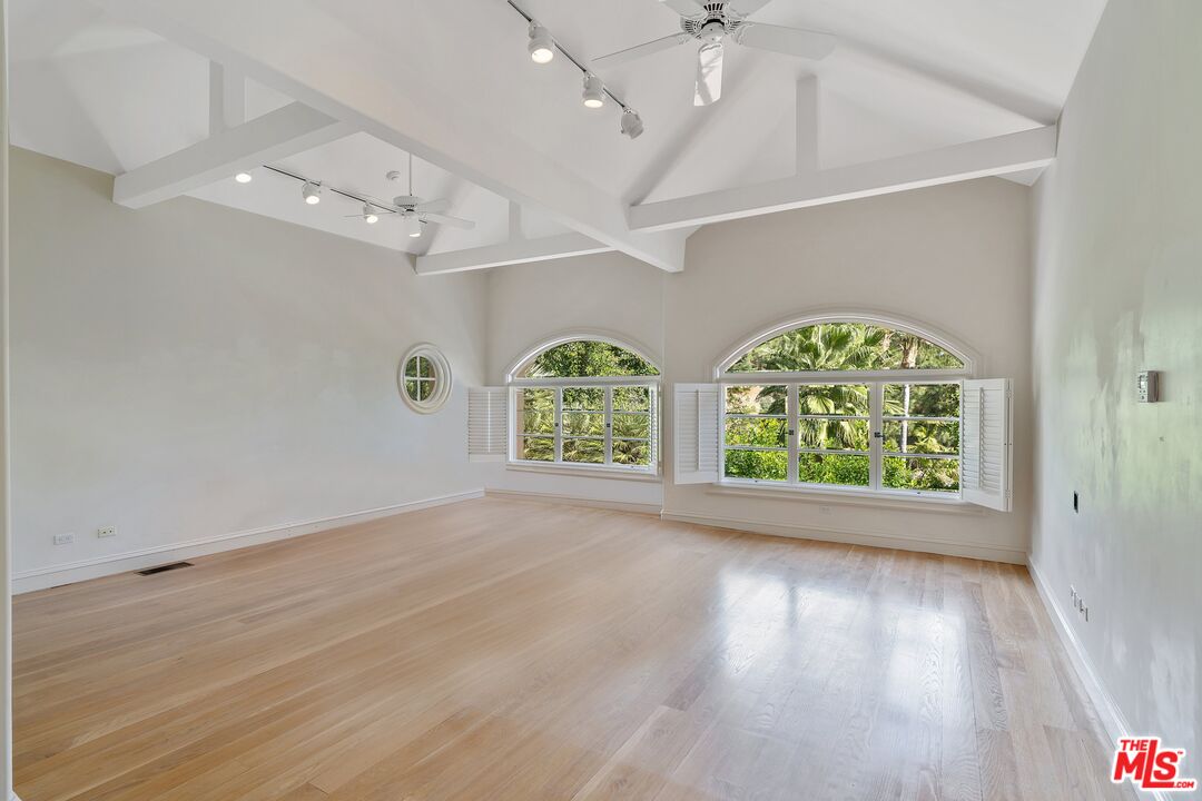 16026 Valley Meadow Pl