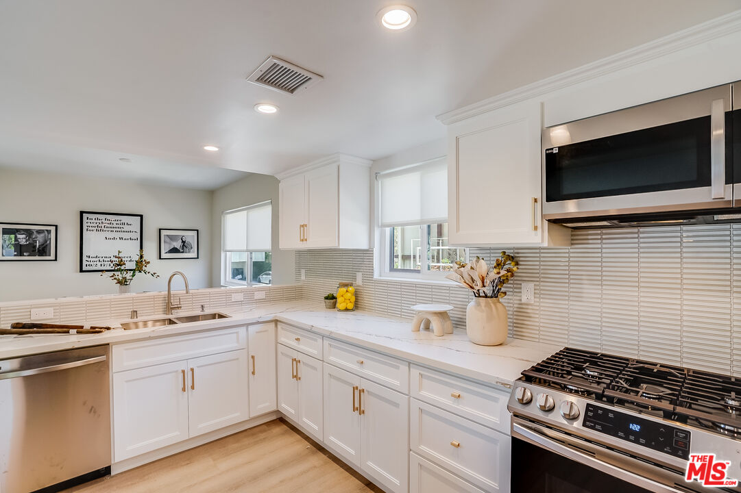 1470 Rexford Dr Unit: 104