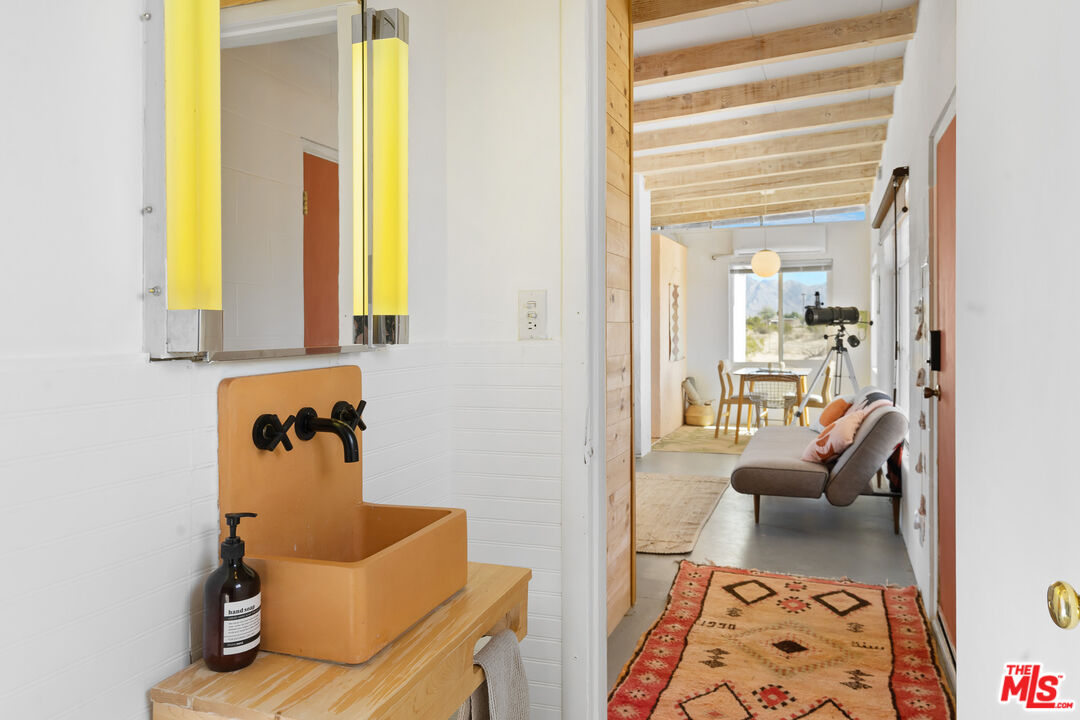 84721 Eddie Albert Rd